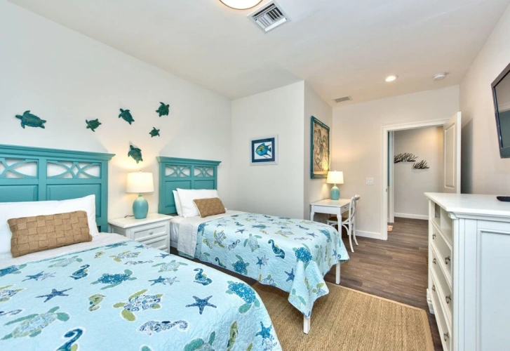 4 Bedrooms Cottage with lake view