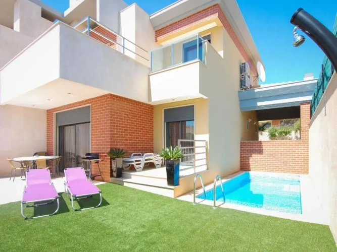 Deluxe Villa
