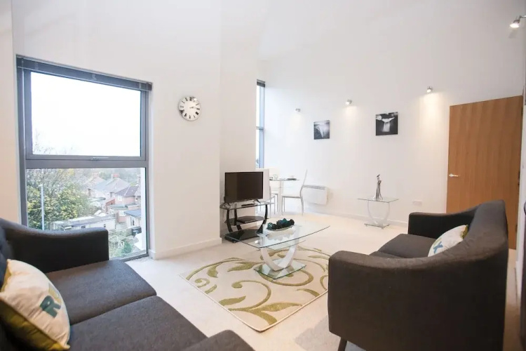 Hamilton Grace - Paramount Apartments