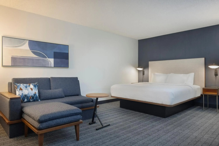 Courtyard by Marriott Springfield Airport