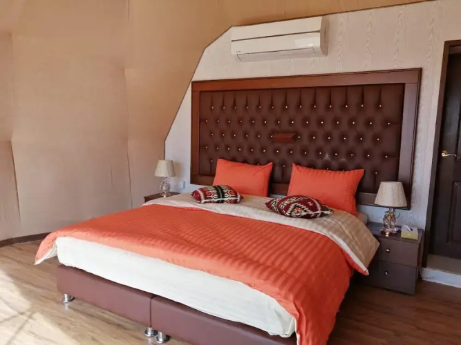 Sharah Luxury Camp