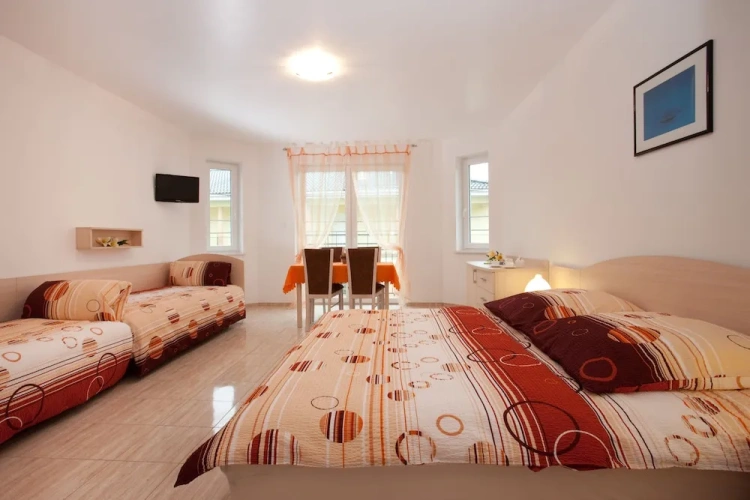 Standard Quadruple room with balcony