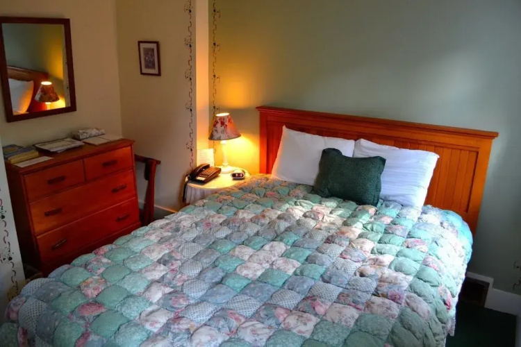 Dowds Country Inn