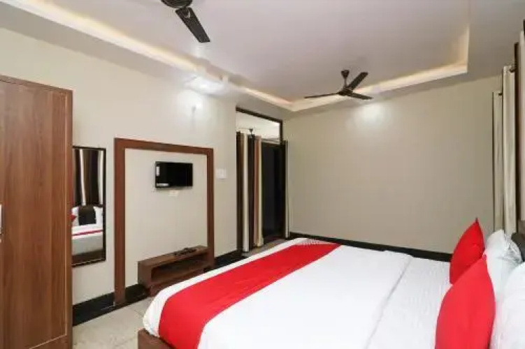 Oyo 22990 Nature Inn