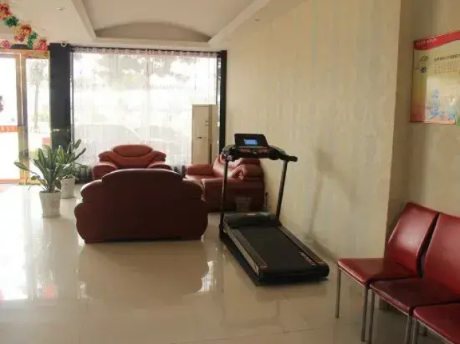 Huaxing Business Hotel
