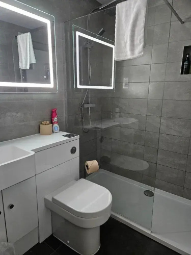 New Panoramic Riverview Apartment With Ev Plug