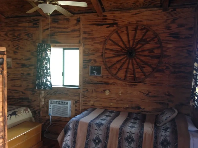 Thor Cabin