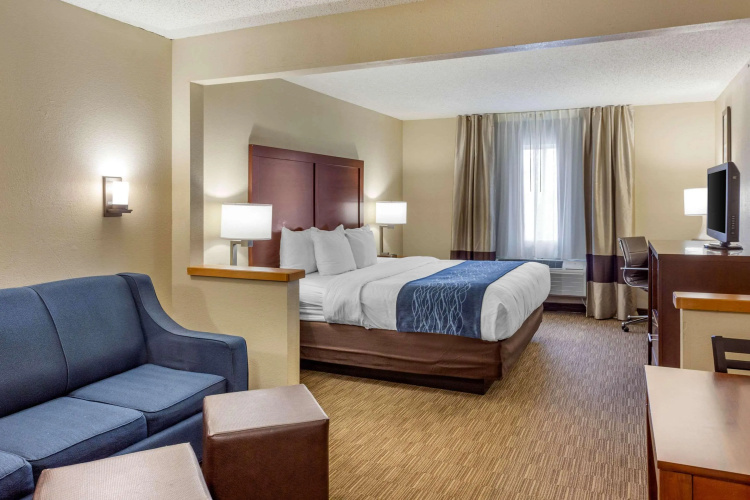 Comfort Inn Rockford near Casino District
