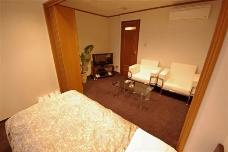 Sakura Hotel Oami