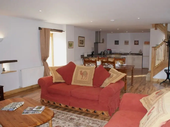 Butterdon Barn