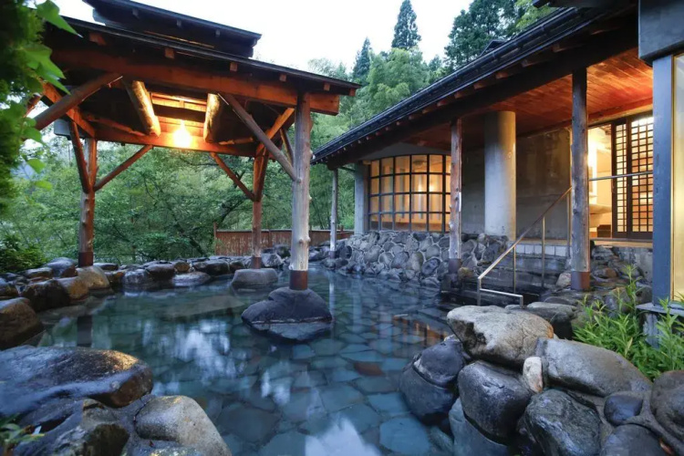 Tomiya
