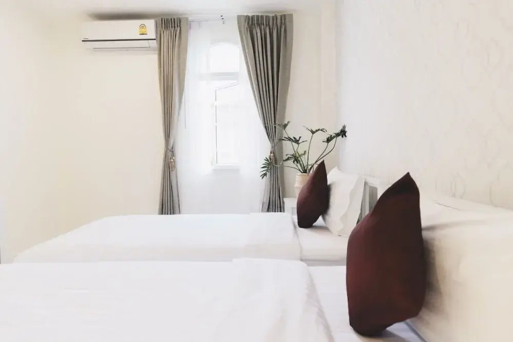 Shunli Hostel