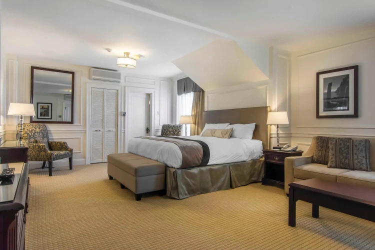 Double Suite