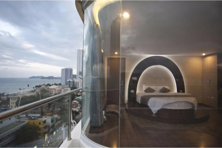 New Sun Hotel