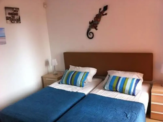 2 Bed, Sleeps 4, Pet Friendly, Free Parking