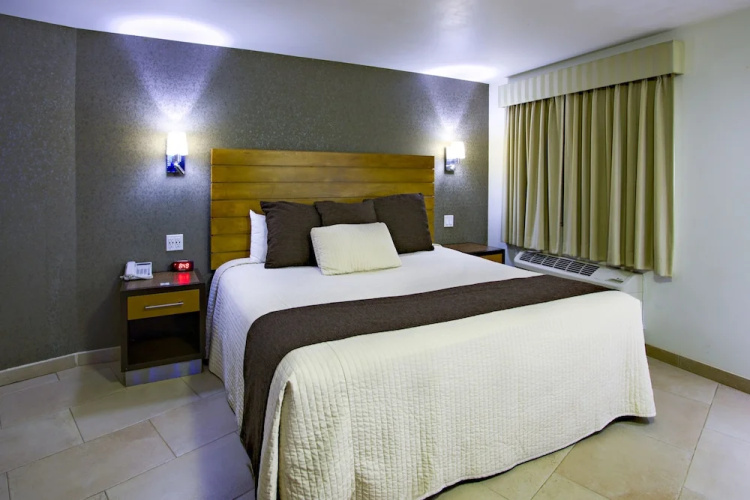 Desert Inn Ensenada