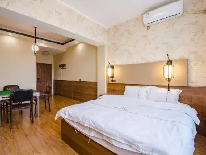 Inner Township Hefeng Exquisite Hotel