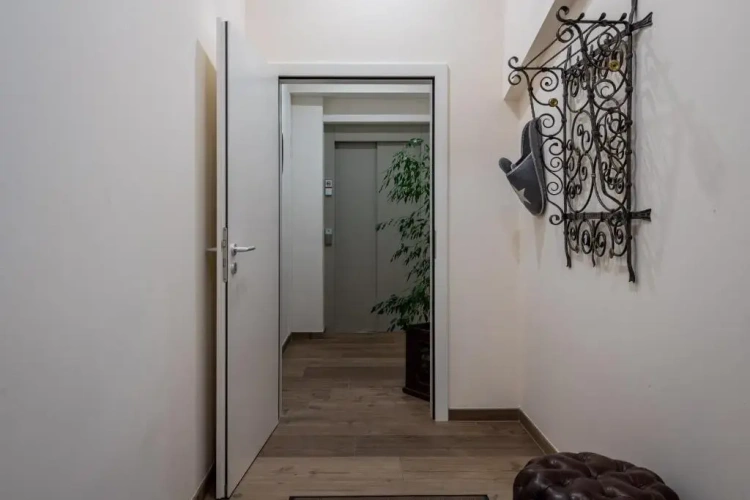 3 Bedrooms Double Apartment