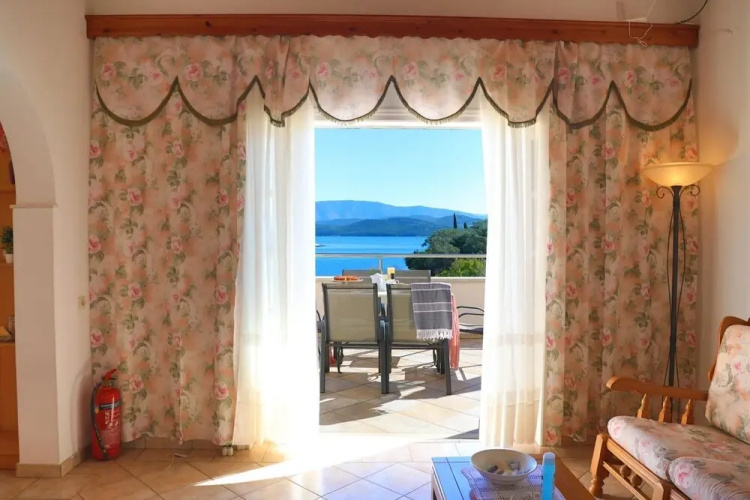 Alexandra Bay Front in