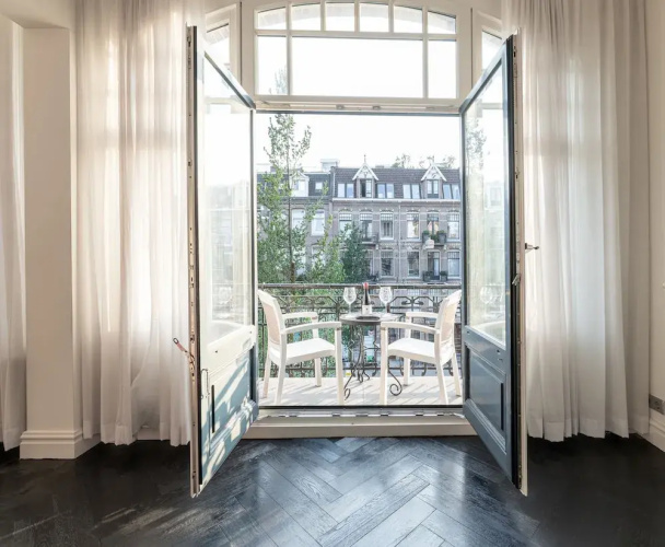 L'Home Apartment