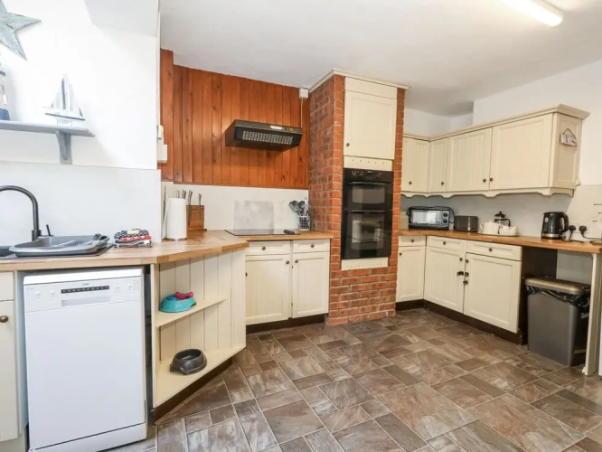 Saddlers Cottage
