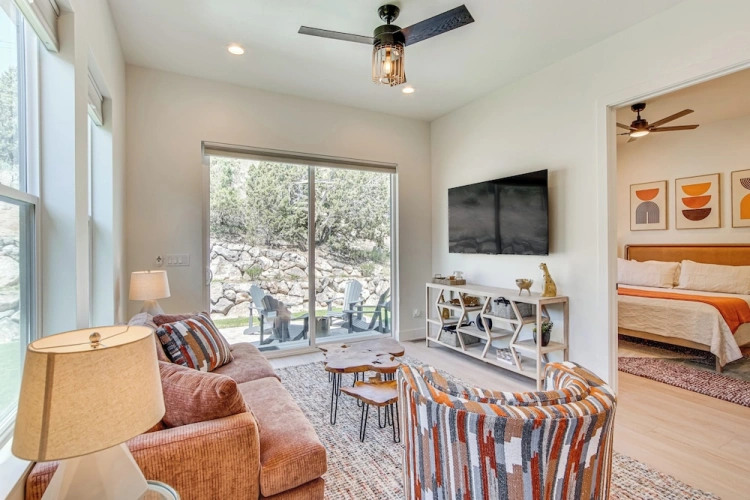 2 Bedrooms Cottage