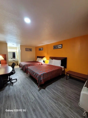 Deluxe Quadruple room