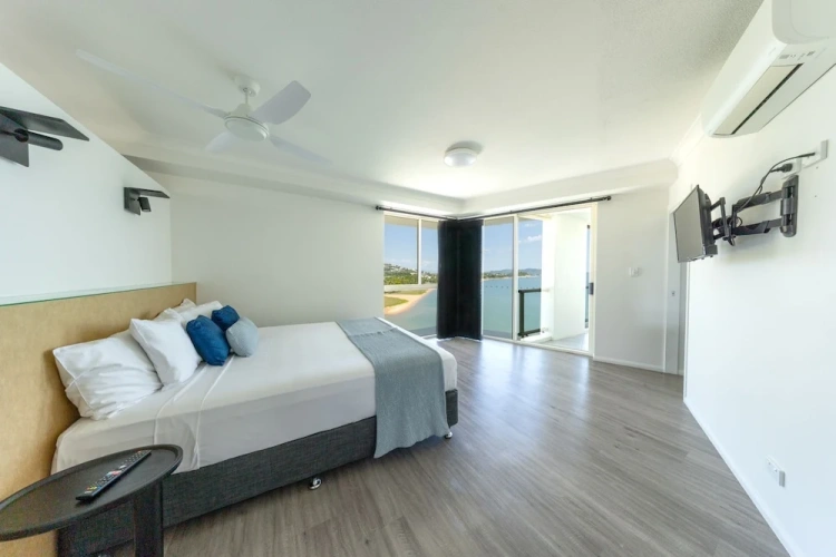 3 Bedrooms Superior Double Apartment with balcony