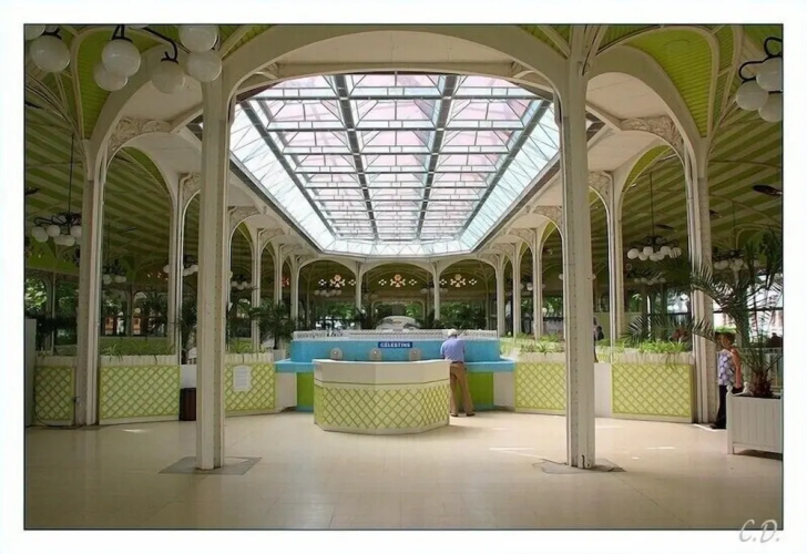 Le Riviera