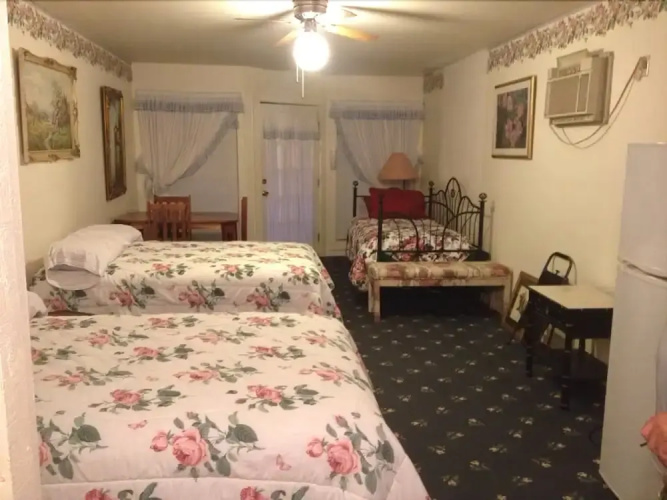 Lone Star Bed and Bath