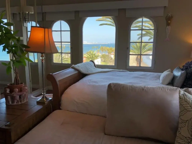 Apartment with sea view