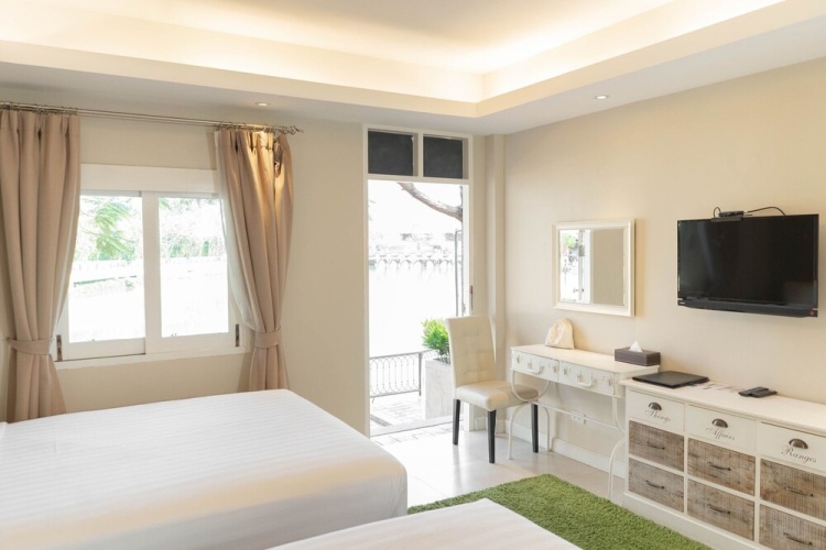Deluxe Twin room