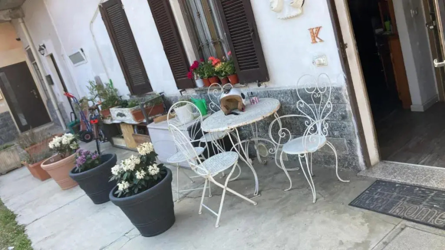 Room Saronno + B&B