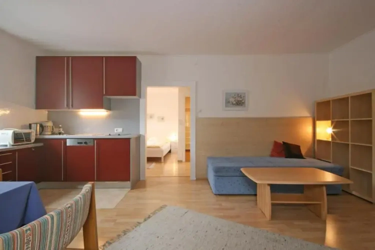 1 Bedroom Apartment