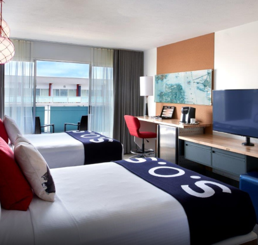 Deluxe Twin room with balcony