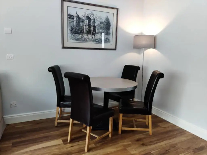 Foxhollow House Suite