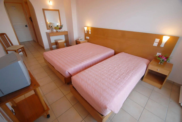 Limanaki Hotel