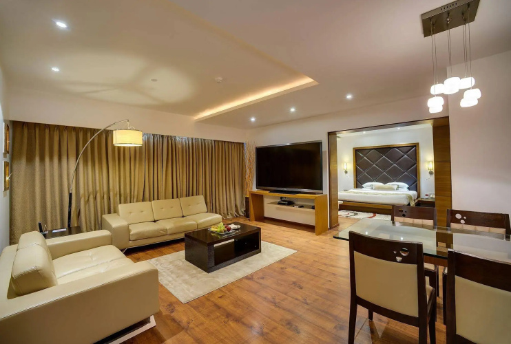 Ramee Grand Hotel and Spa, Pune
