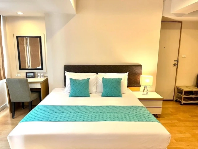 1 Bedroom Suite