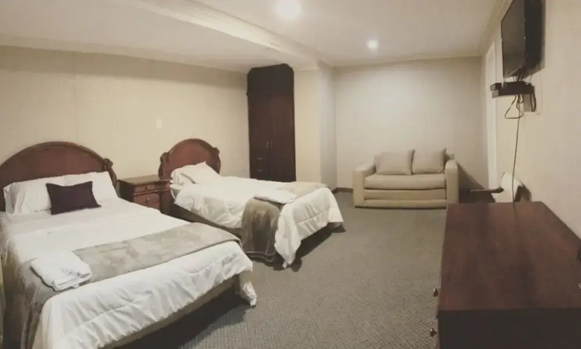 Hotel Santa Ana