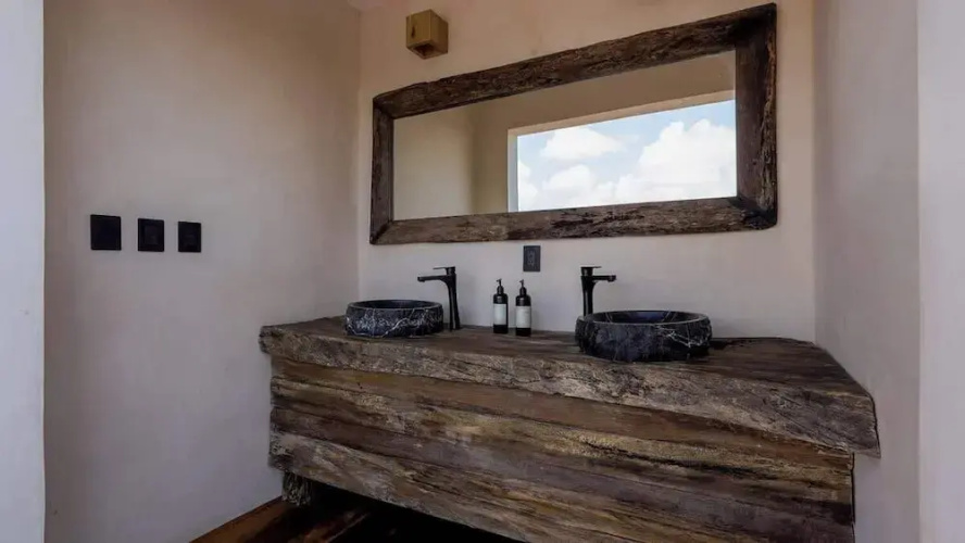 Hidden Gem With Private Pool and Rooftop Terrace