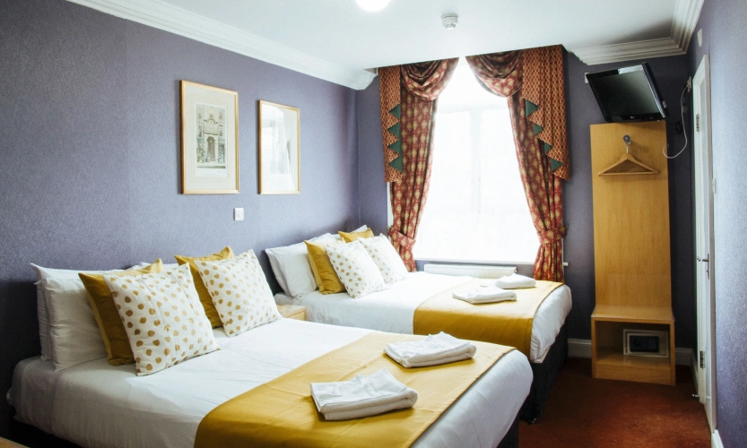 Standard Quadruple room