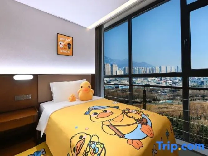 Deluxe Twin room with mountain view