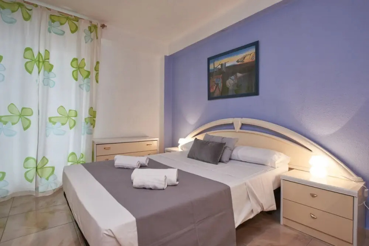 Apartamento Differentflats Acantilados