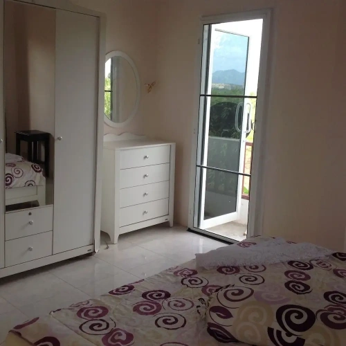 3 Bedrooms Deluxe Cottage