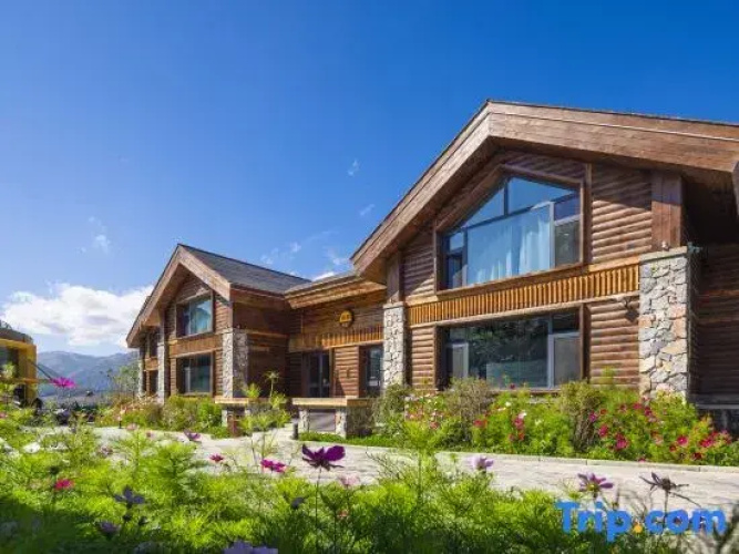 Hemu Shuboruisi Hotel (Hemu Scenic Area)