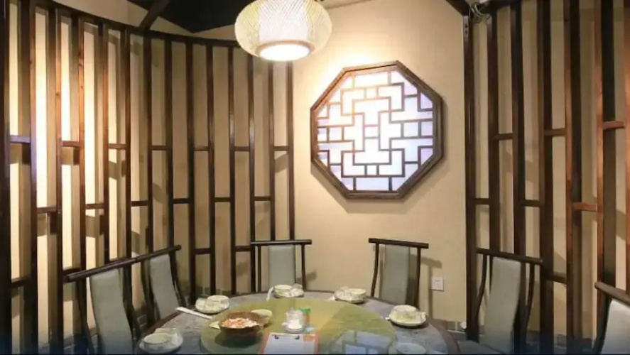 Guilin Tree Hotel