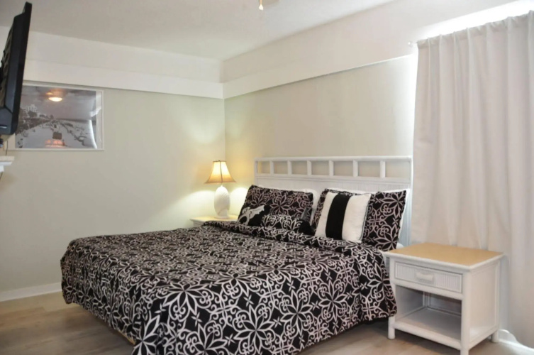 Coral Tides Resort