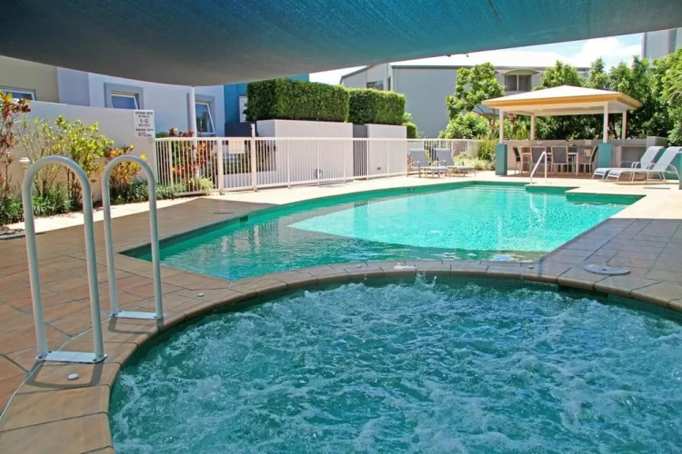1BR Coolum Beach