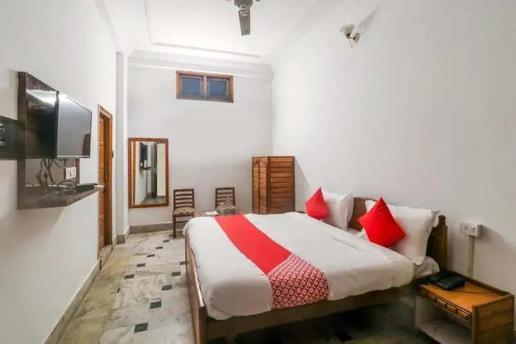 Hotel Mayank